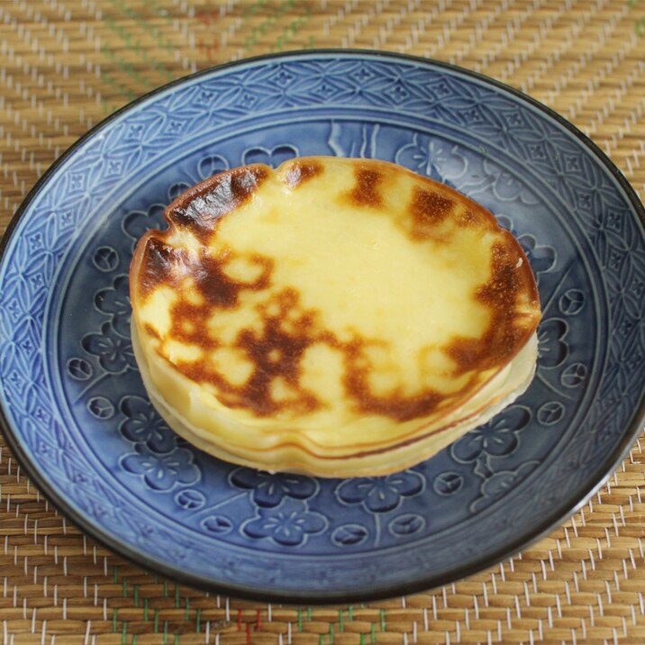 余った皮がパイ生地に？「餃子皮カスタードパイ」